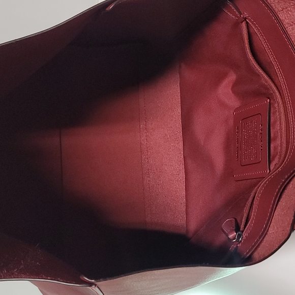 Coach Hudson Leather Large Tote - Picture 8 of 16